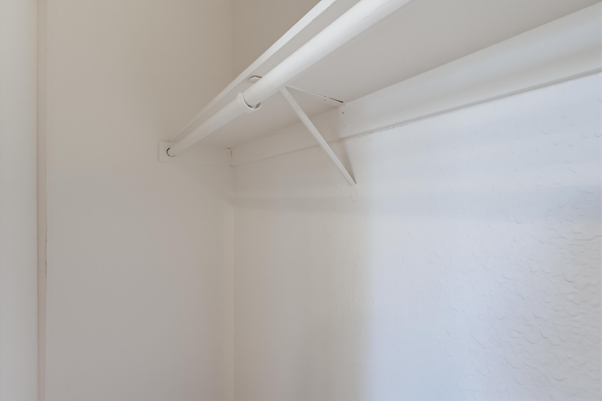 Virtual tour photo 45 of 73 for 415 S Sefton Ave Apt G