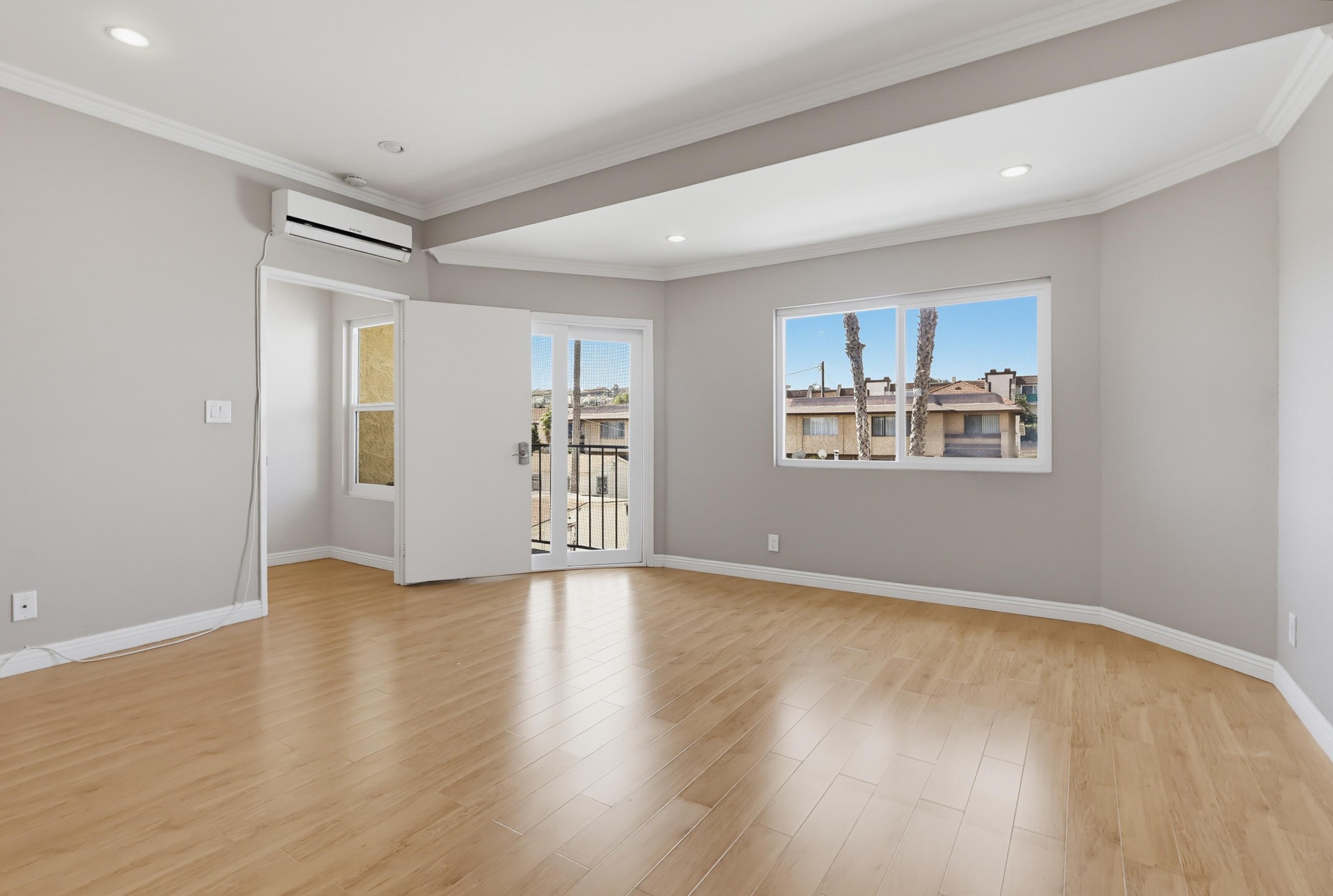 Virtual tour photo 53 of 73 for 415 S Sefton Ave Apt G