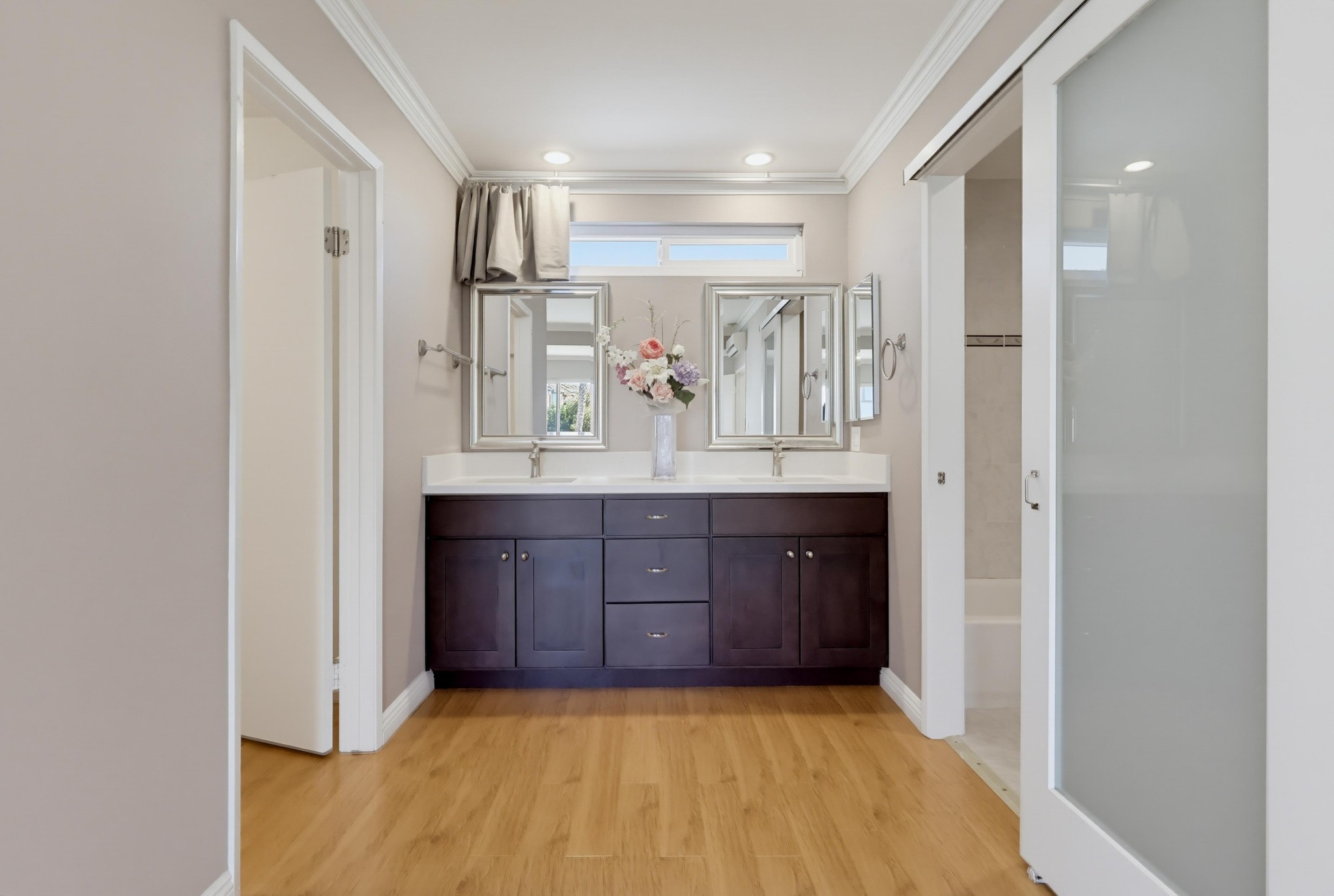 Virtual tour photo 55 of 73 for 415 S Sefton Ave Apt G
