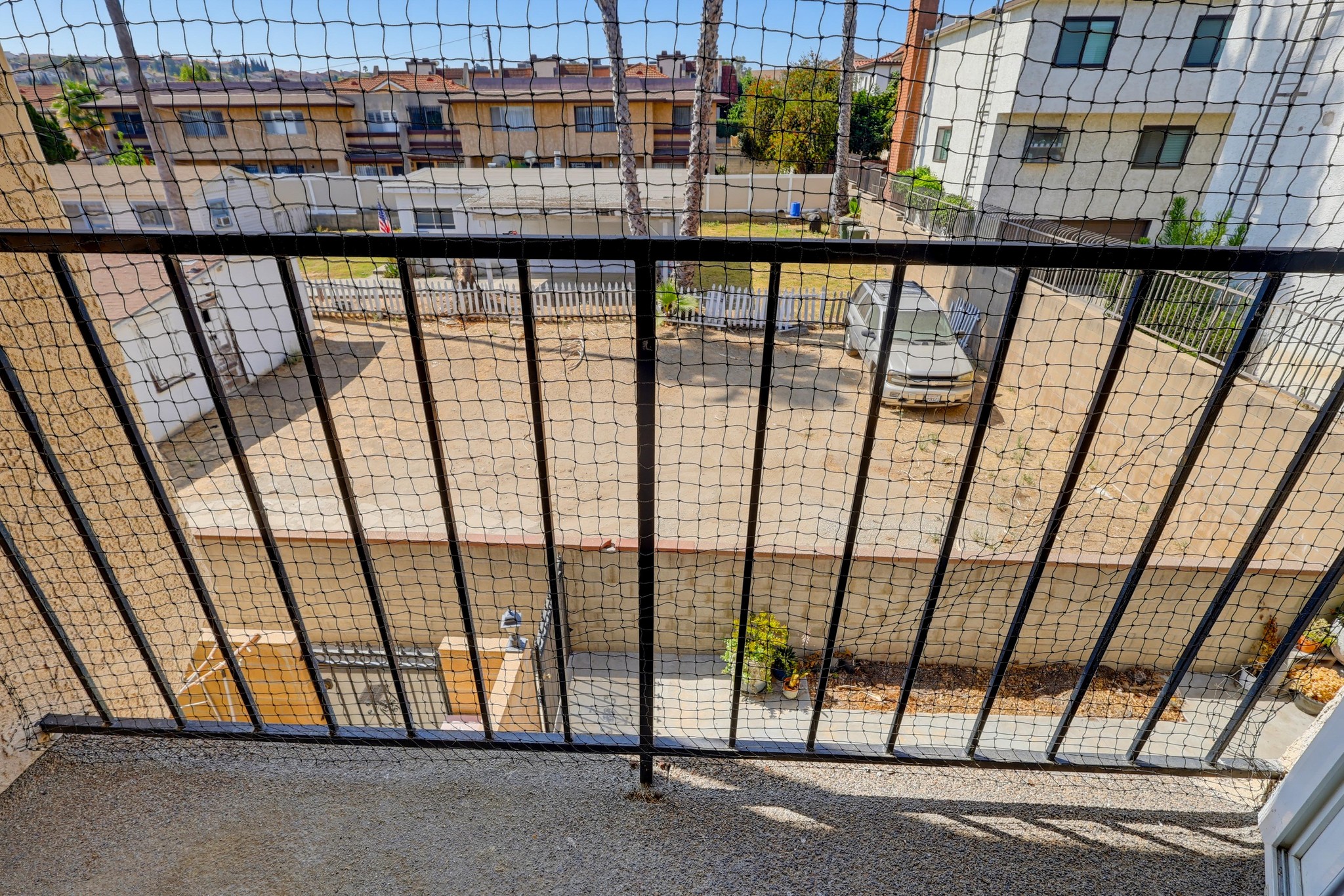 Virtual tour photo 63 of 73 for 415 S Sefton Ave Apt G