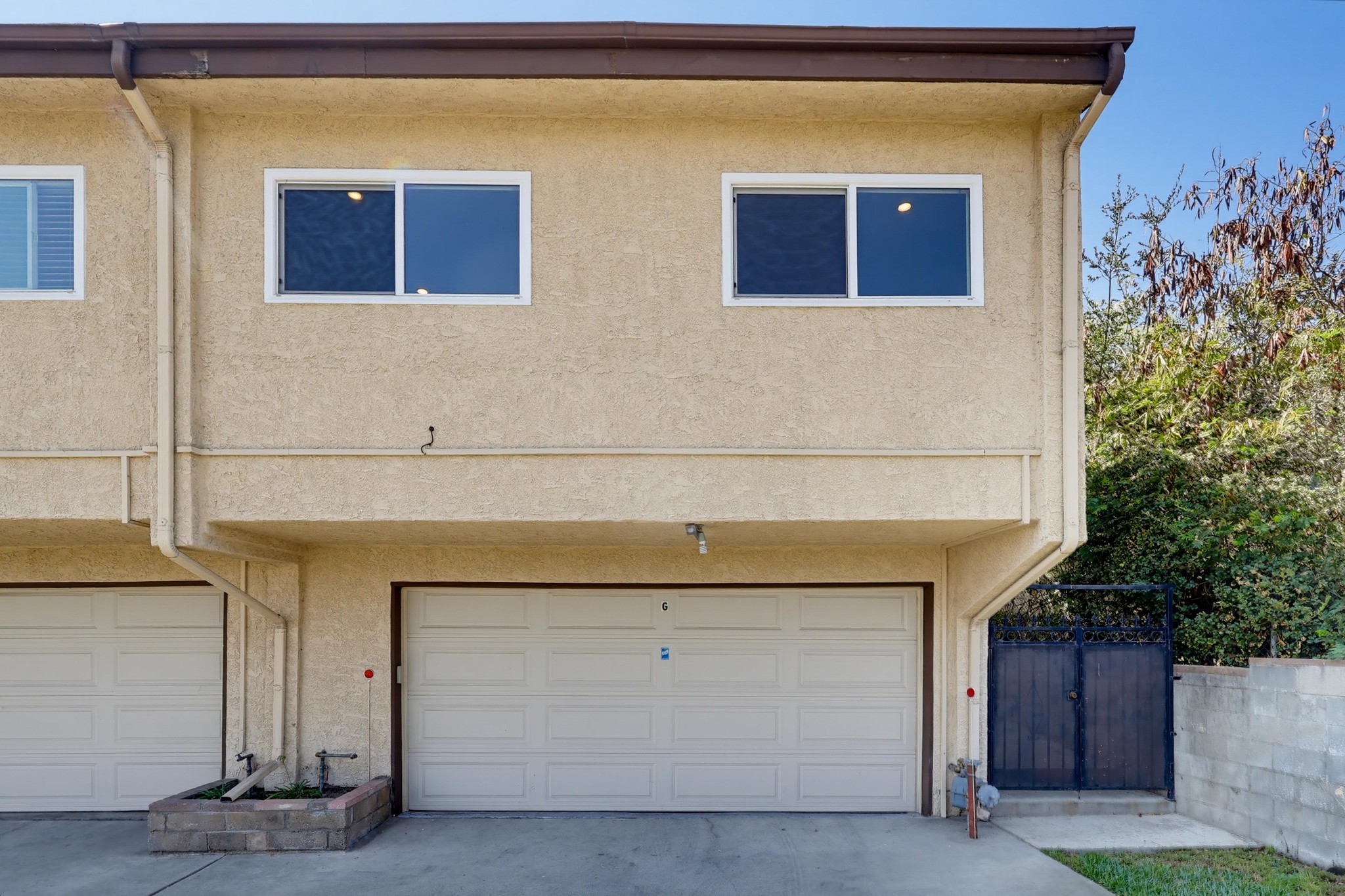 Virtual tour photo 67 of 73 for 415 S Sefton Ave Apt G