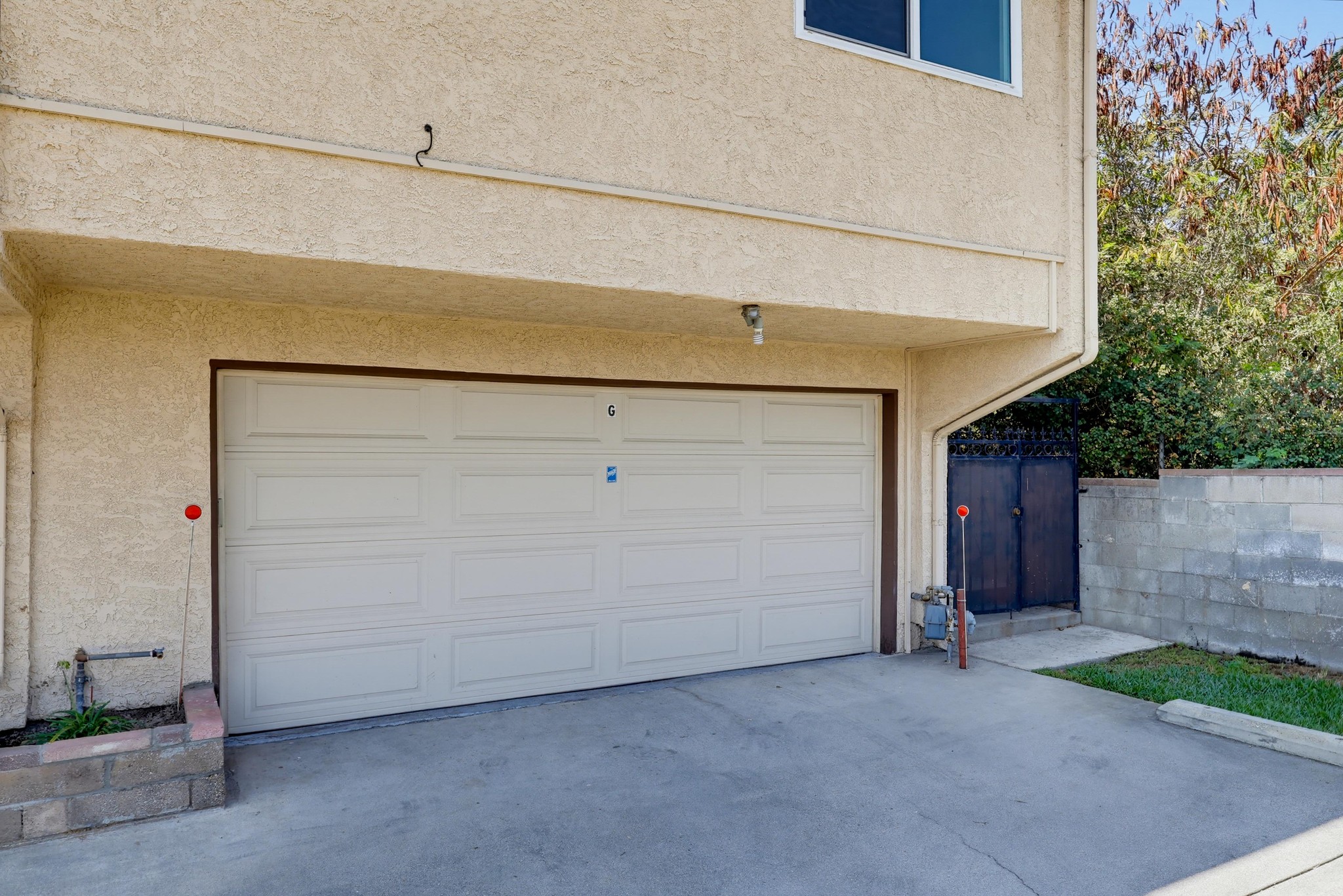 Virtual tour photo 68 of 73 for 415 S Sefton Ave Apt G