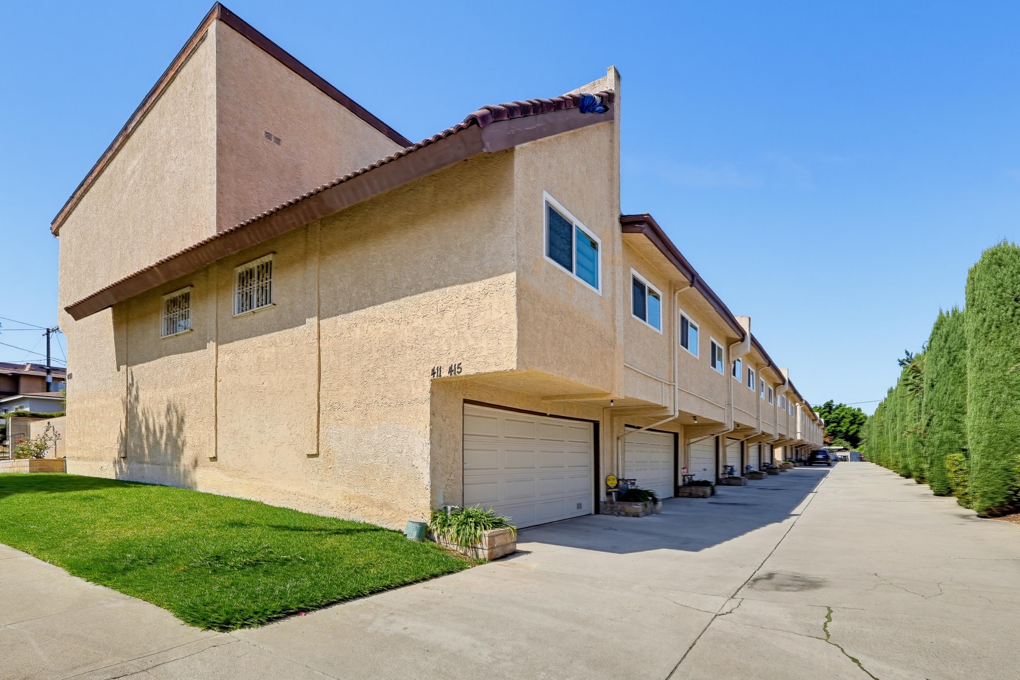 Virtual tour photo 71 of 73 for 415 S Sefton Ave Apt G
