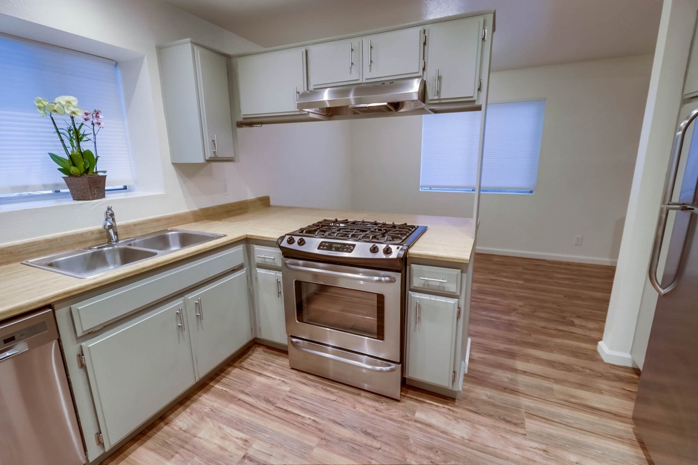 Virtual tour photo 19 of 25 for 4150 Lamont St