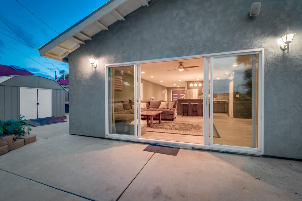 Virtual tour photo 8 of 95 for 4151 Clairemont Dr