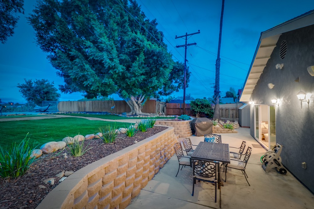 Virtual tour photo 10 of 95 for 4151 Clairemont Dr