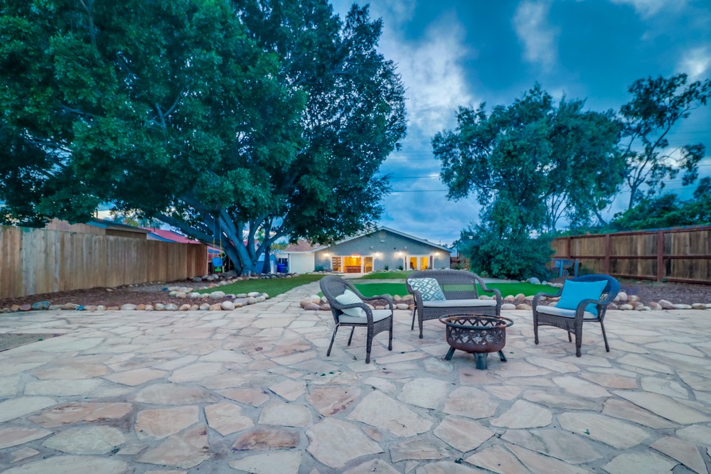 Virtual tour photo 15 of 95 for 4151 Clairemont Dr