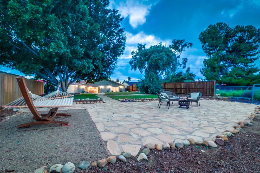Virtual tour photo 16 of 95 for 4151 Clairemont Dr