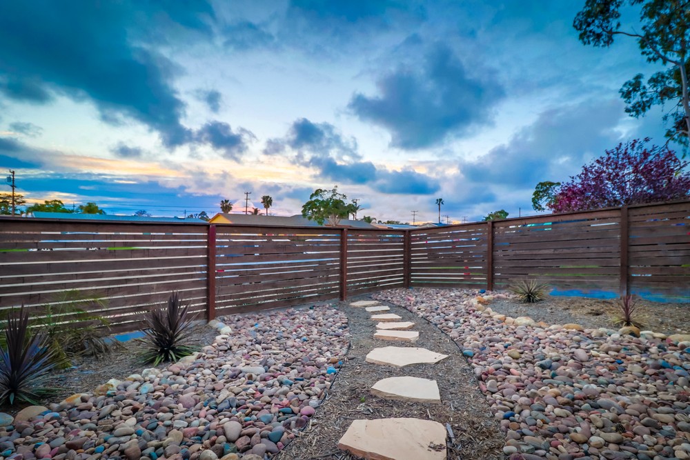 Virtual tour photo 25 of 95 for 4151 Clairemont Dr