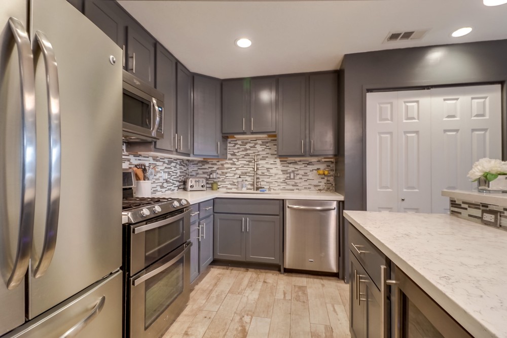 Virtual tour photo 43 of 95 for 4151 Clairemont Dr