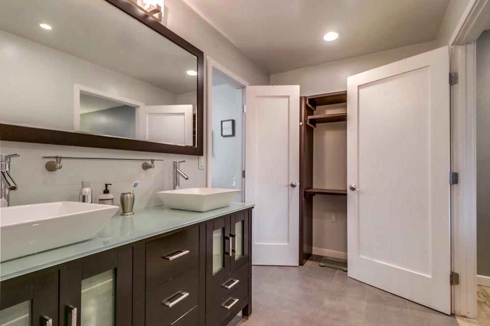 Virtual tour photo 55 of 95 for 4151 Clairemont Dr