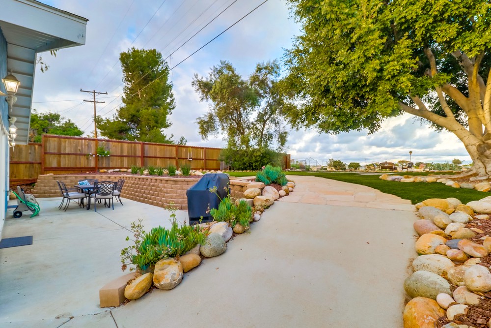 Virtual tour photo 76 of 95 for 4151 Clairemont Dr