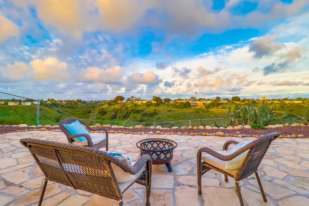 Virtual tour photo 89 of 95 for 4151 Clairemont Dr
