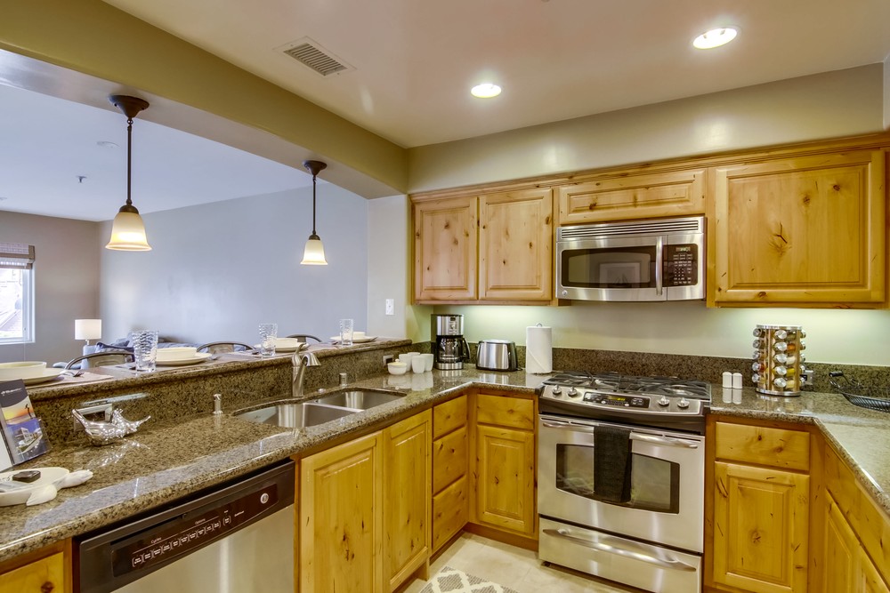 Virtual tour photo 23 of 48 for 4151 Mission Blvd #215