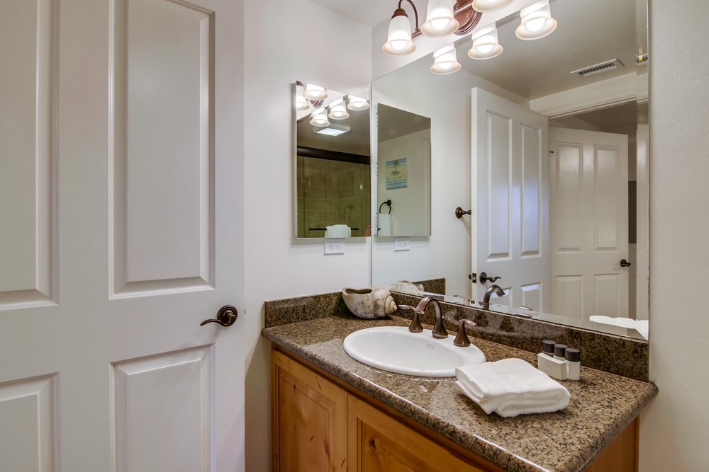 Virtual tour photo 28 of 48 for 4151 Mission Blvd #215