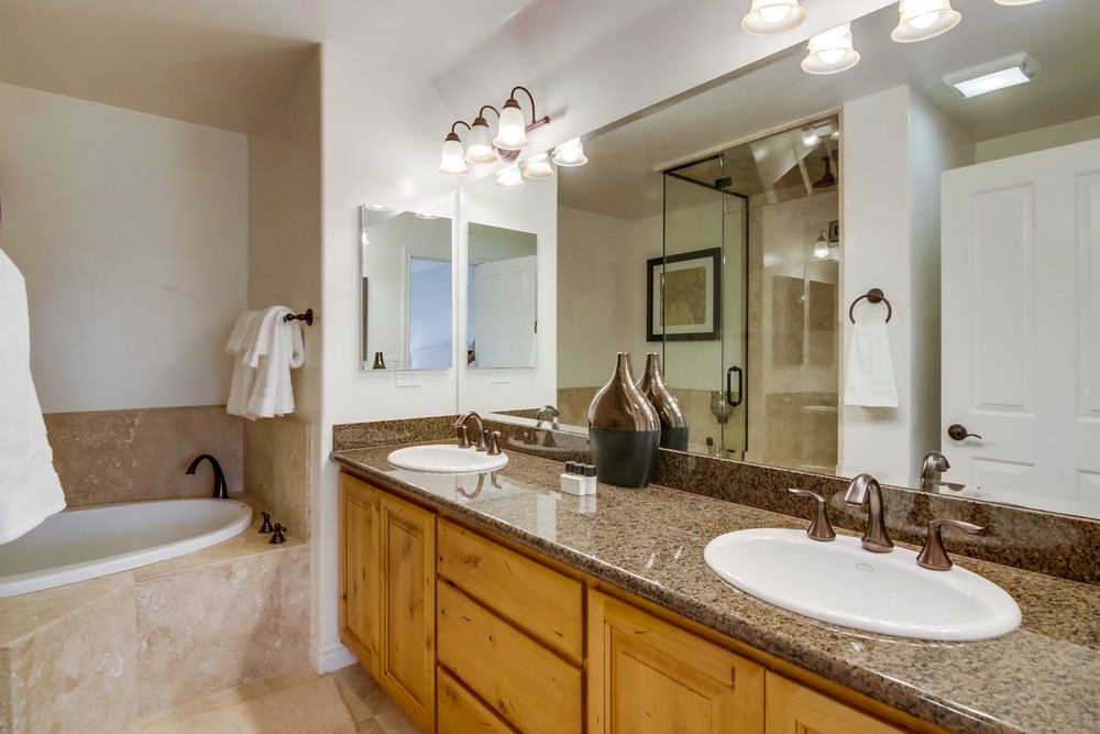 Virtual tour photo 36 of 48 for 4151 Mission Blvd #215