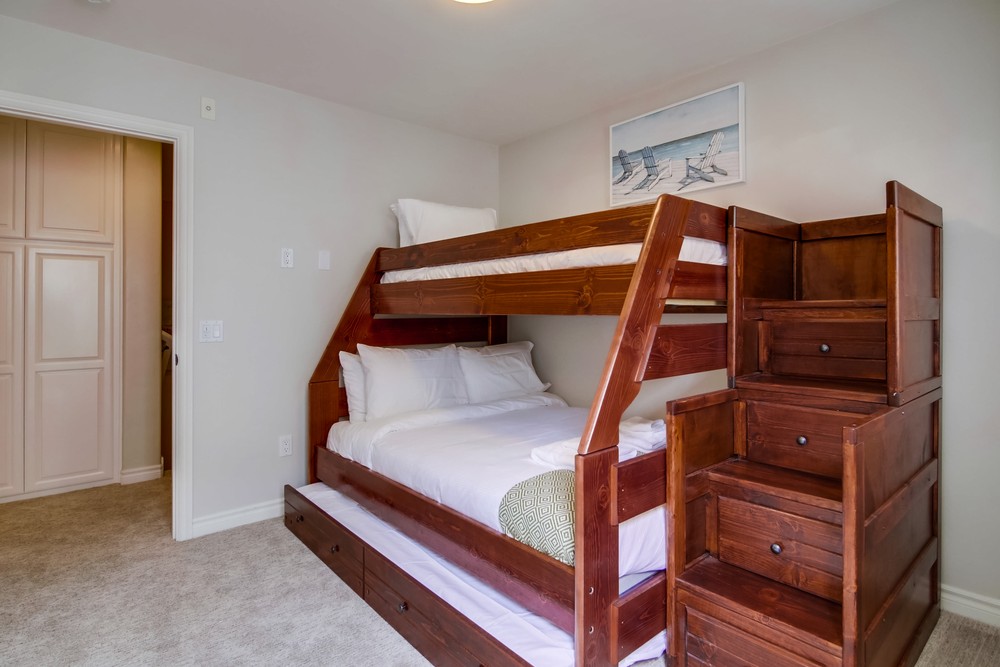 Virtual tour photo 42 of 48 for 4151 Mission Blvd #215