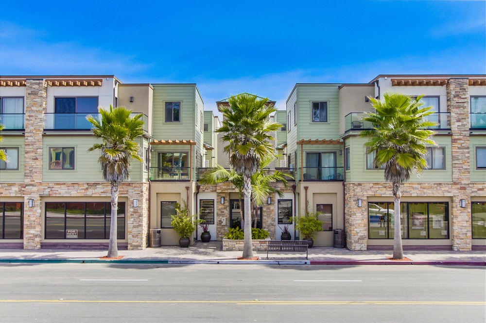 Virtual tour photo 1 of 33 for 4151 Mission Boulevard #213