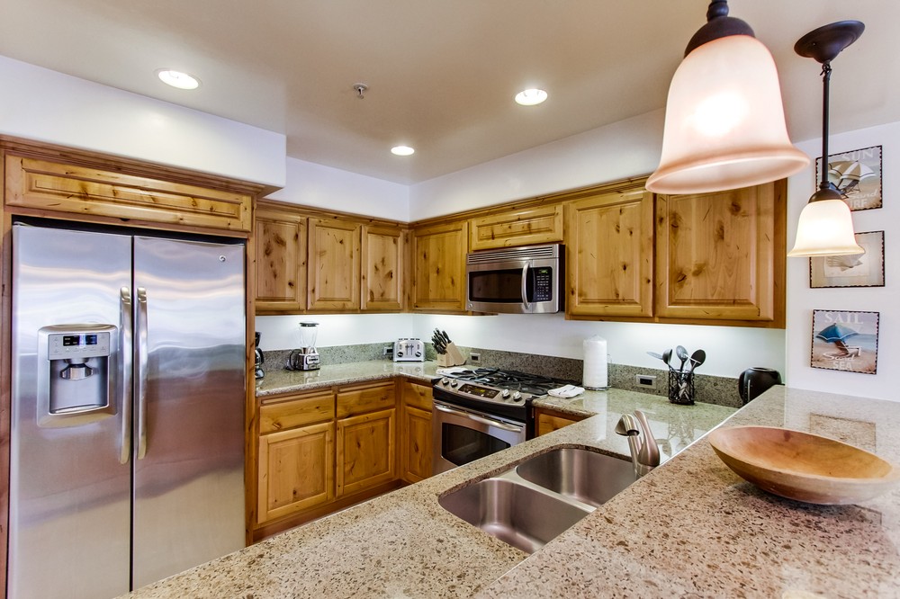 Virtual tour photo 10 of 33 for 4151 Mission Boulevard #213
