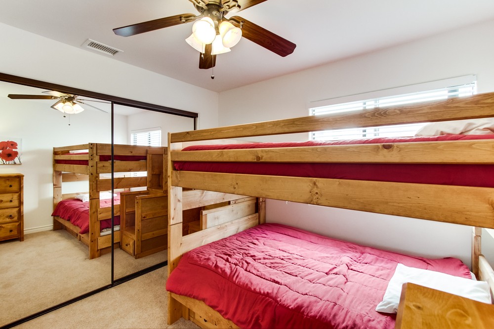 Virtual tour photo 25 of 33 for 4151 Mission Boulevard #213