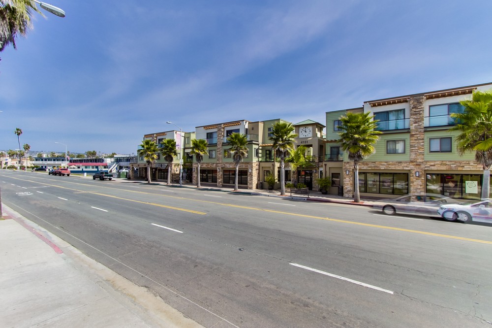 Virtual tour photo 34 of 33 for 4151 Mission Boulevard #213