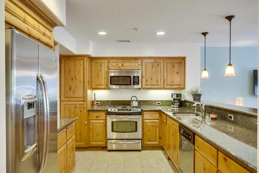 Virtual tour photo 9 of 32 for 4151 Mission Boulevard #214