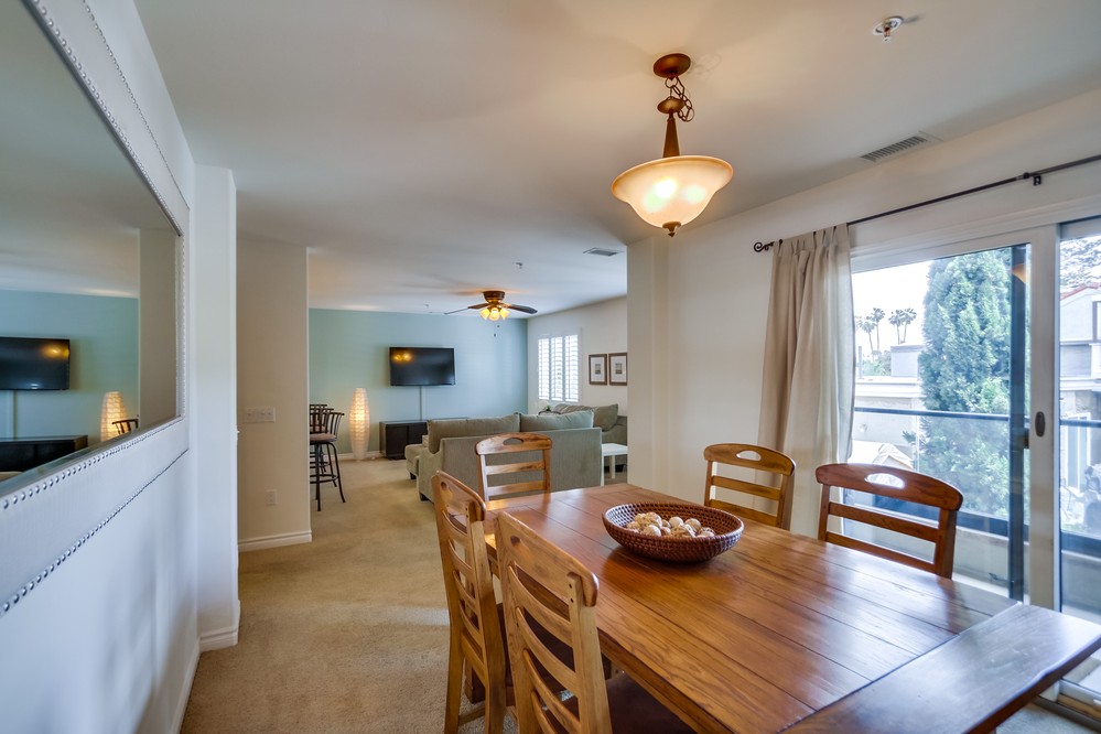 Virtual tour photo 13 of 32 for 4151 Mission Boulevard #214