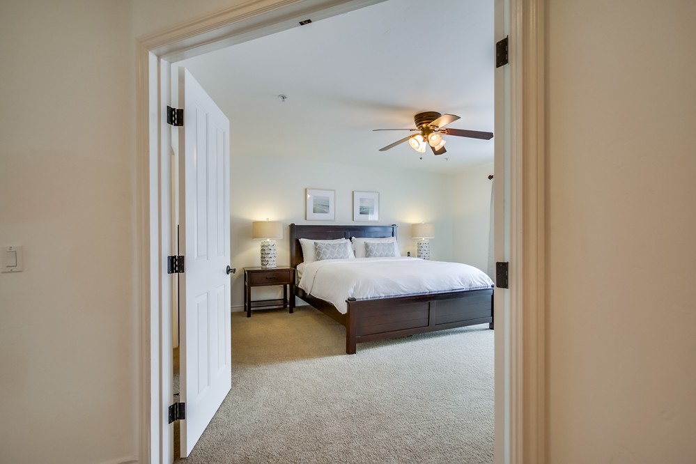 Virtual tour photo 15 of 32 for 4151 Mission Boulevard #214