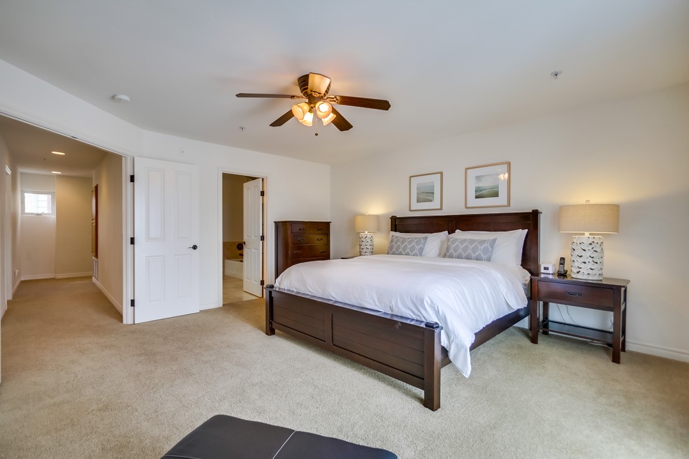 Virtual tour photo 17 of 32 for 4151 Mission Boulevard #214
