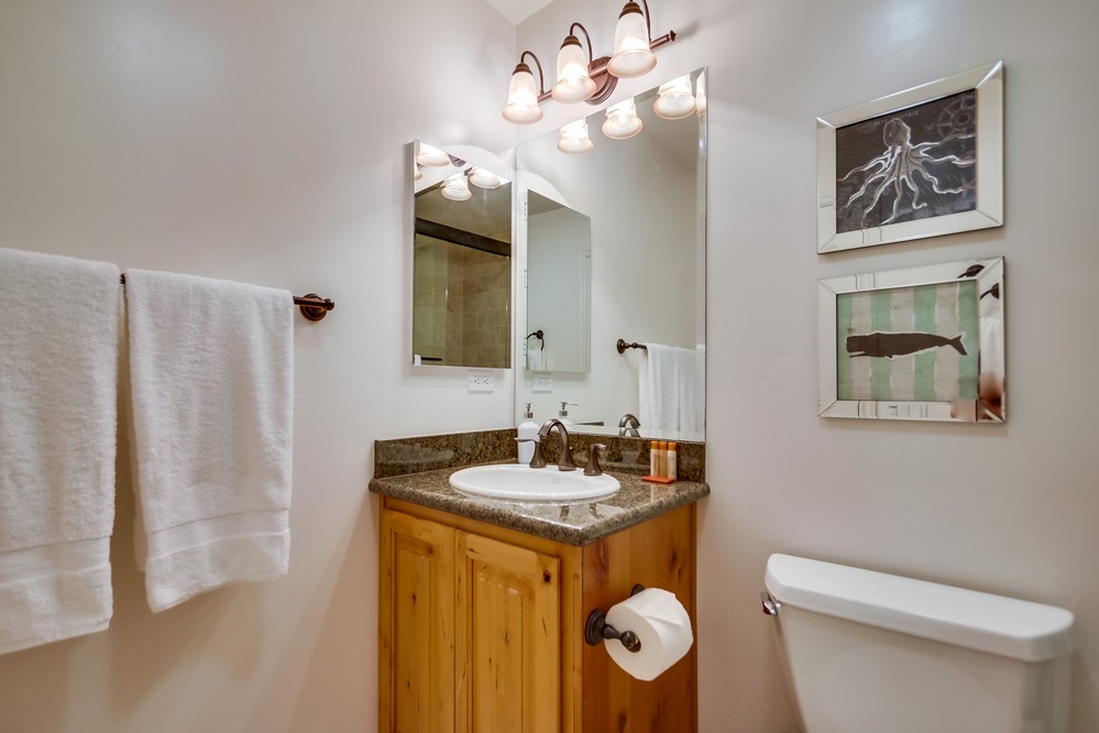 Virtual tour photo 25 of 32 for 4151 Mission Boulevard #214