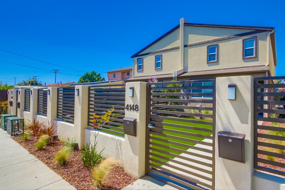 Virtual tour photo 4 of 50 for 4152 Nordica Ave
