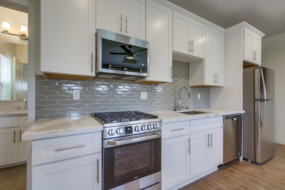 Virtual tour photo 25 of 50 for 4152 Nordica Ave