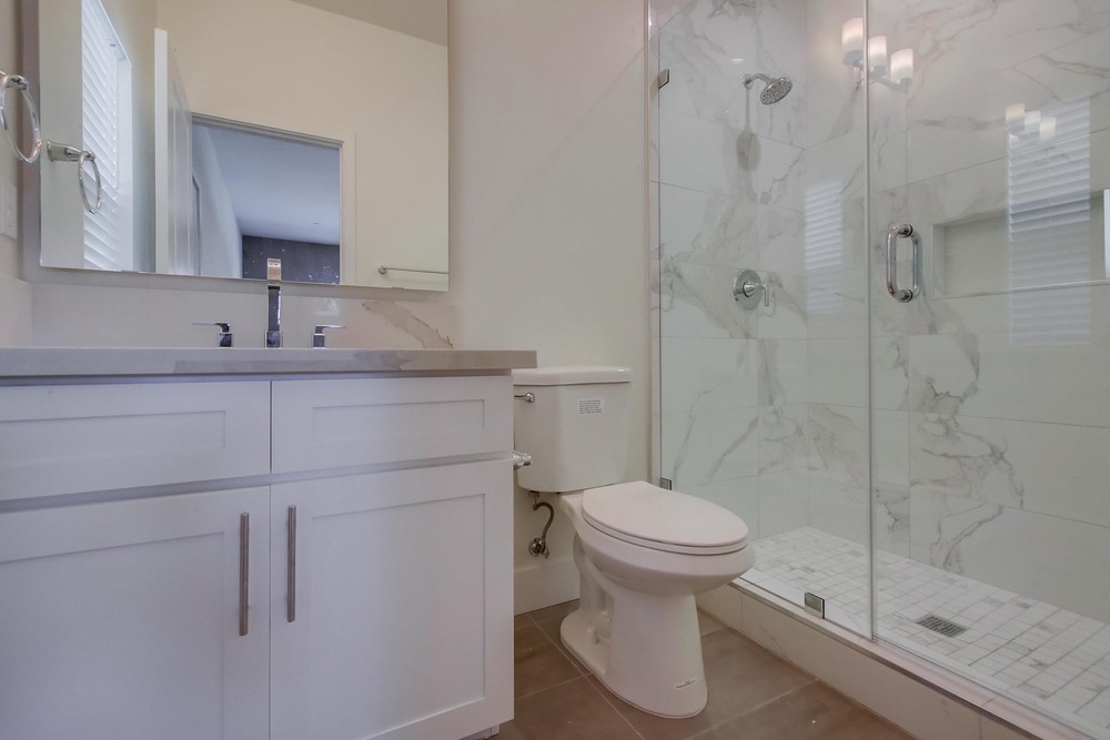 Virtual tour photo 26 of 50 for 4152 Nordica Ave