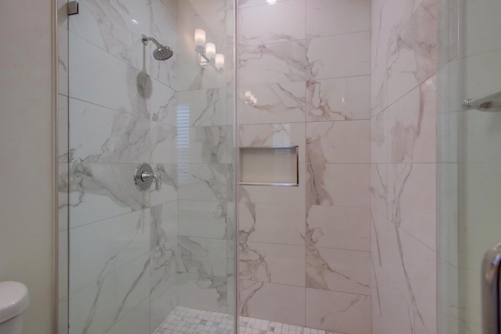 Virtual tour photo 27 of 50 for 4152 Nordica Ave