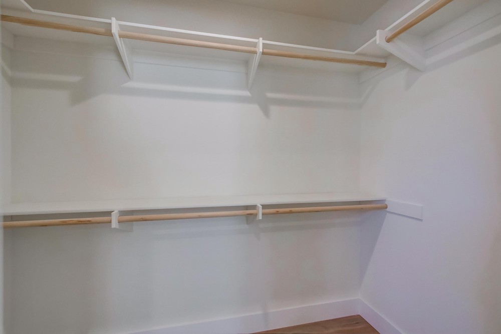 Virtual tour photo 34 of 50 for 4152 Nordica Ave