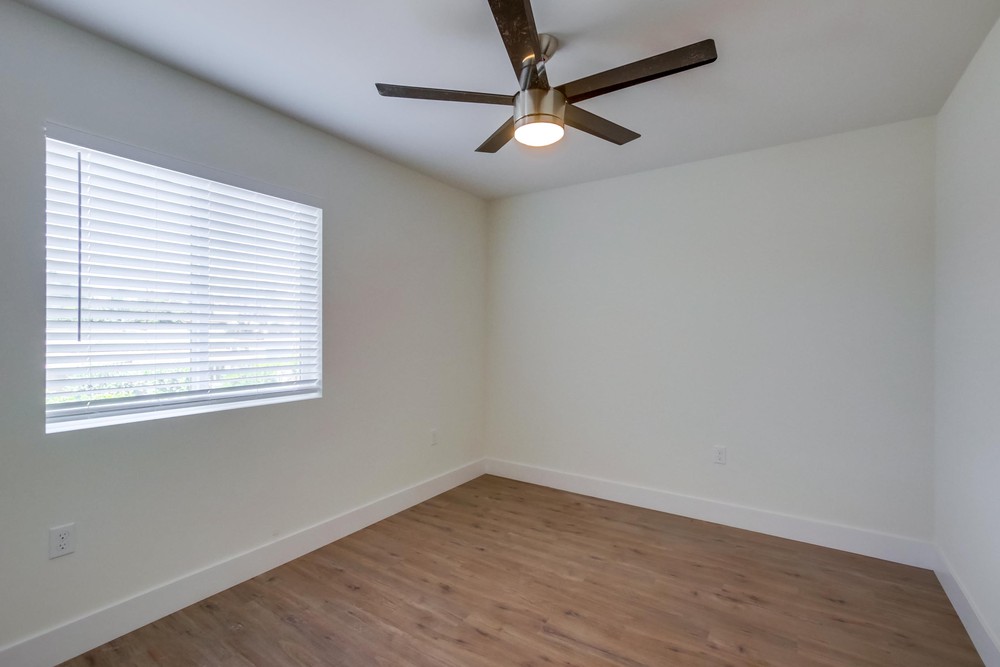 Virtual tour photo 37 of 50 for 4152 Nordica Ave