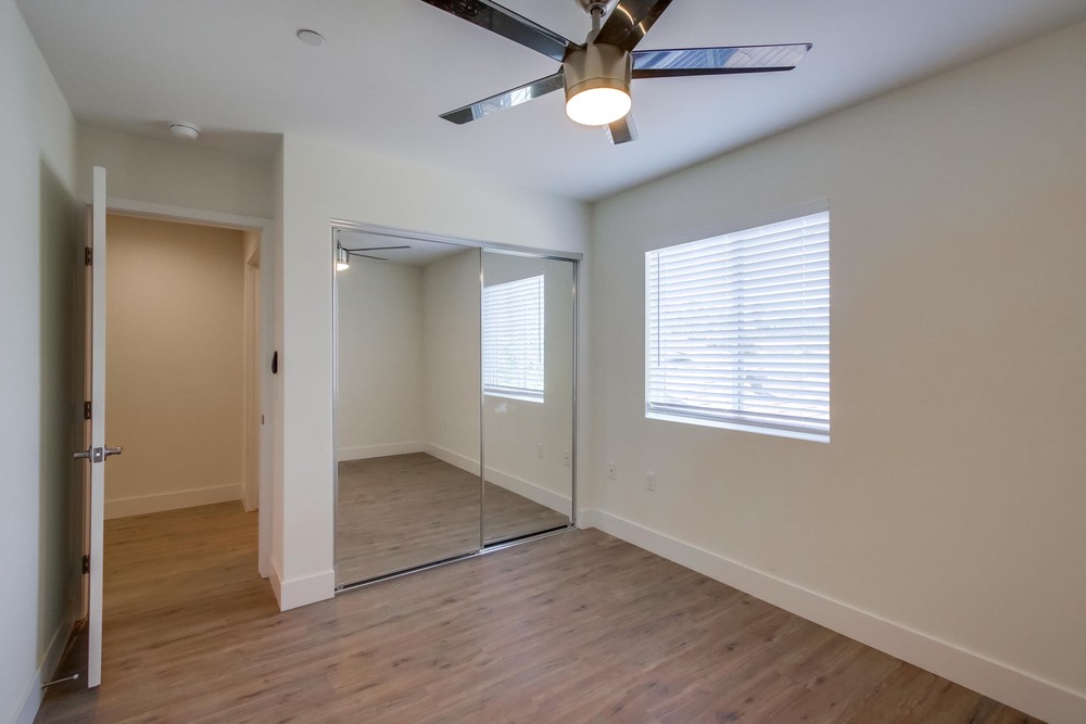 Virtual tour photo 39 of 50 for 4152 Nordica Ave