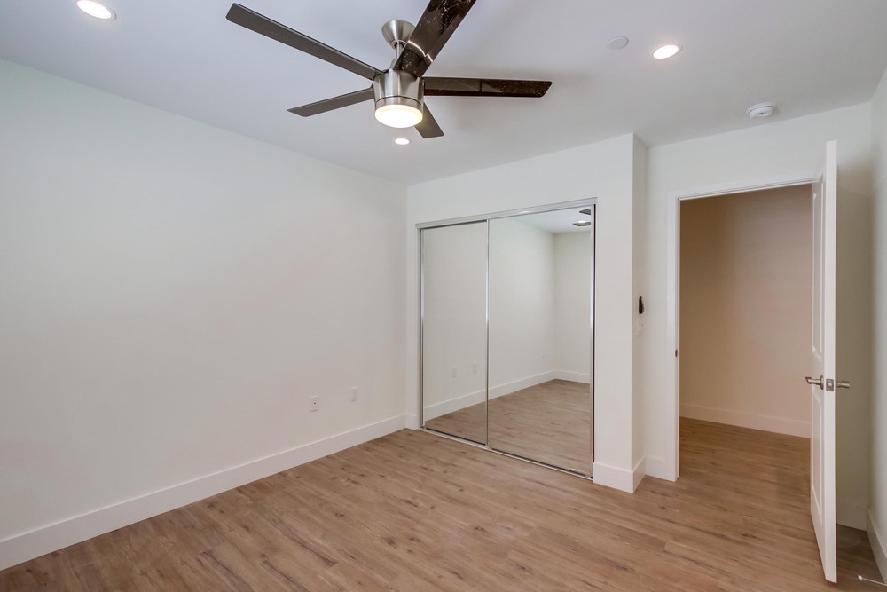 Virtual tour photo 41 of 50 for 4152 Nordica Ave