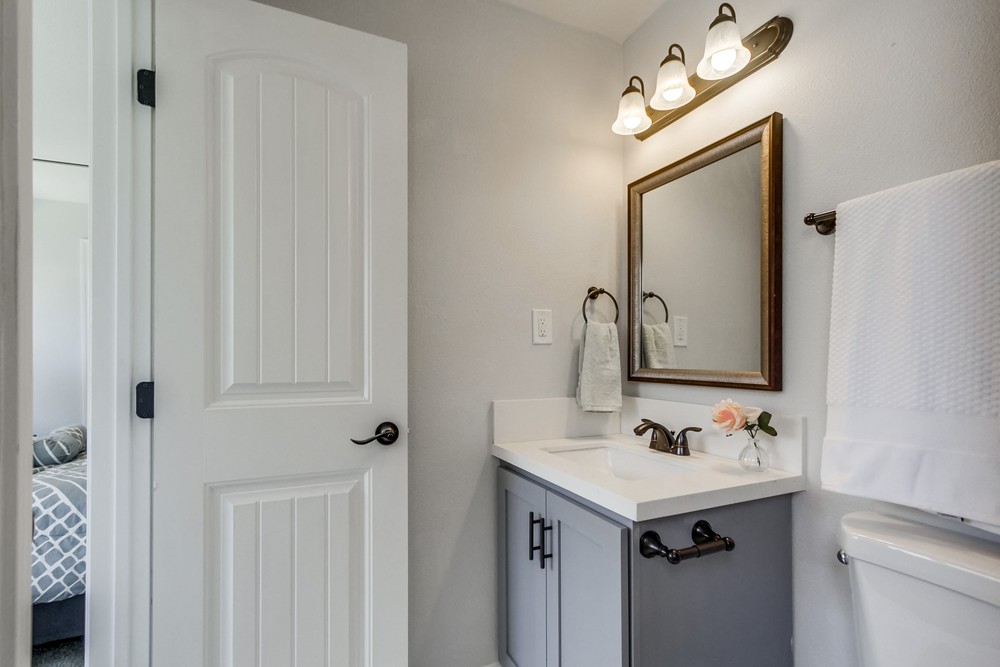 Virtual tour photo 22 of 33 for 4152 Orange Ave