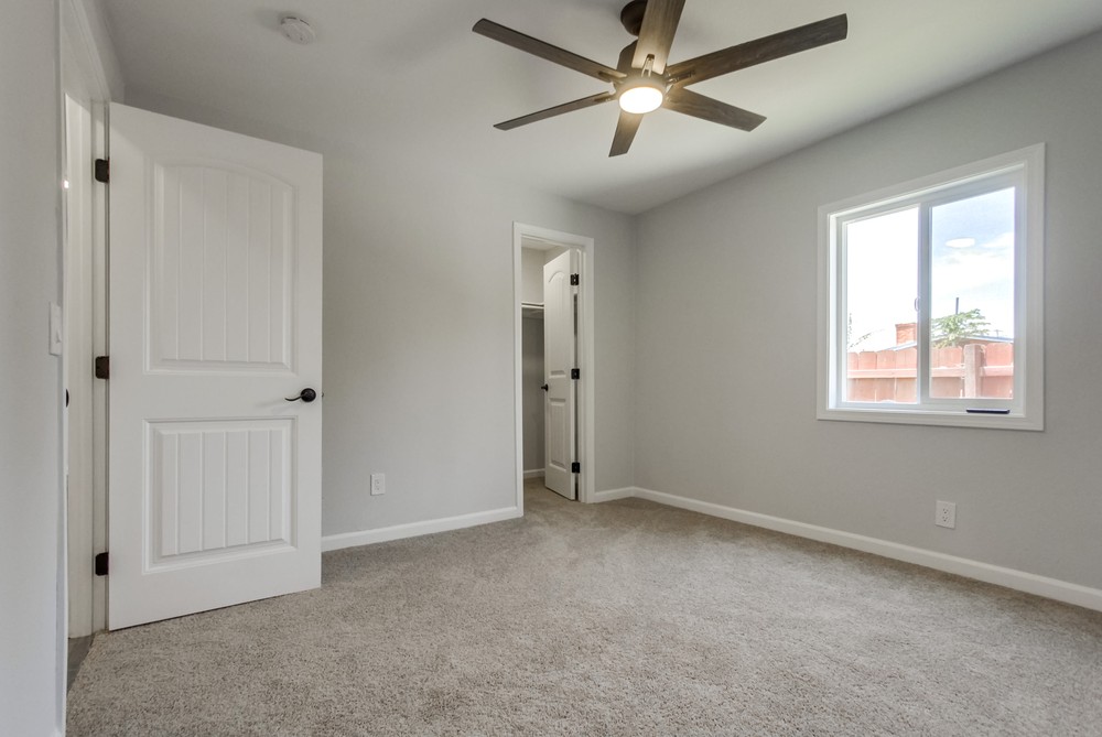 Virtual tour photo 26 of 33 for 4152 Orange Ave