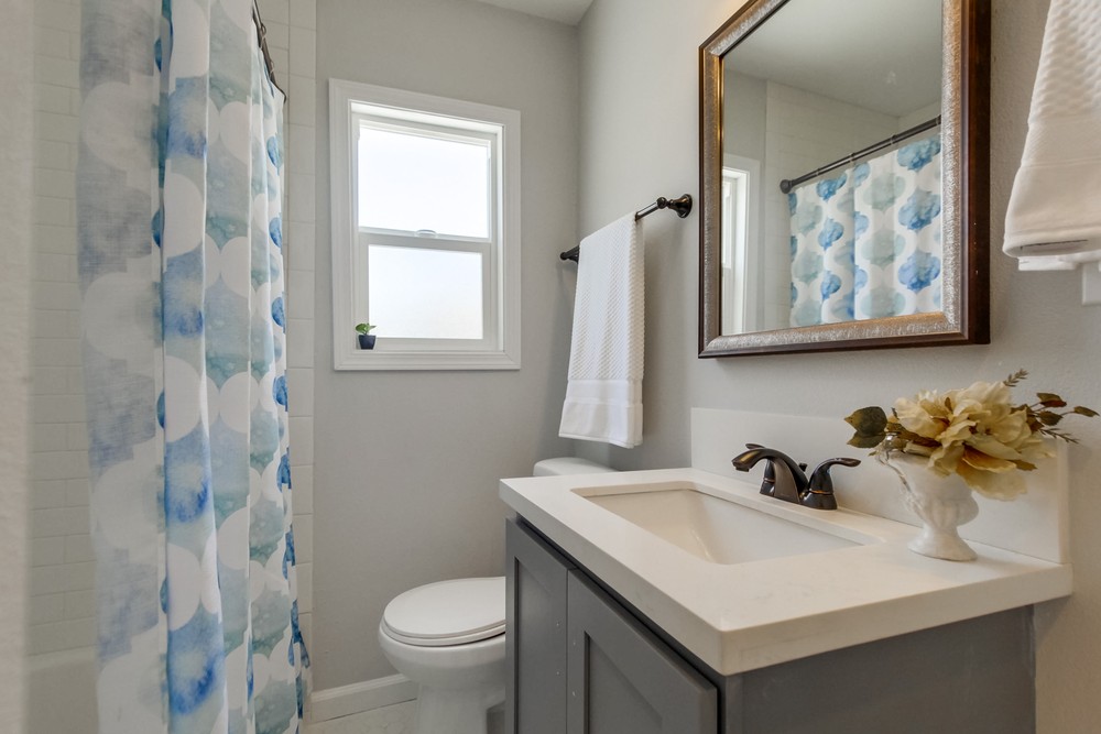 Virtual tour photo 27 of 33 for 4152 Orange Ave
