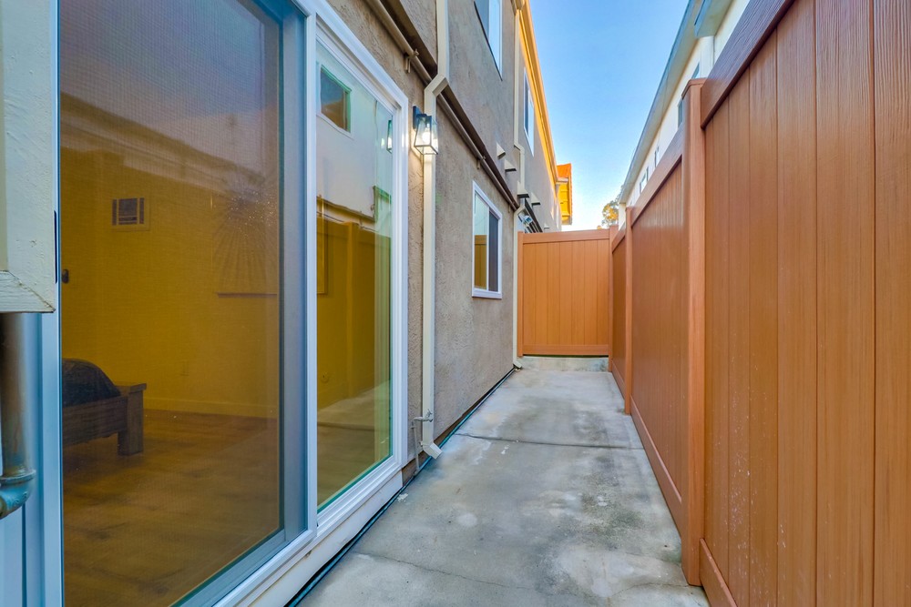Virtual tour photo 28 of 45 for 4152 Oregon St APT 3