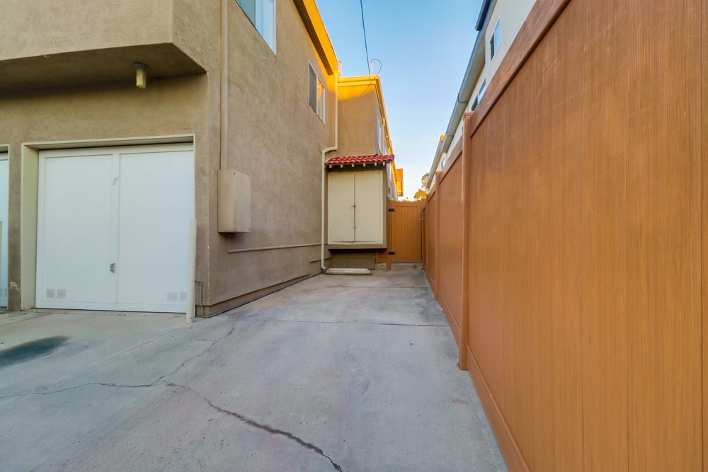 Virtual tour photo 34 of 45 for 4152 Oregon St APT 3