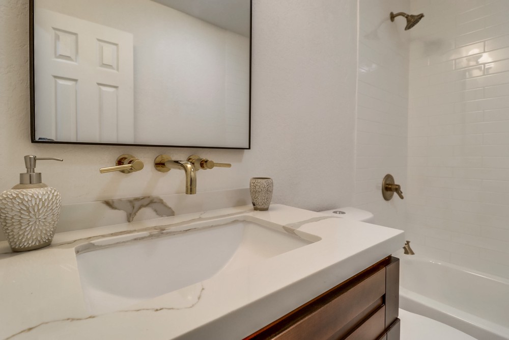 Virtual tour photo 41 of 45 for 4152 Oregon St APT 3