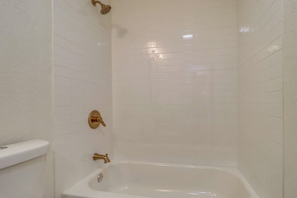 Virtual tour photo 42 of 45 for 4152 Oregon St APT 3