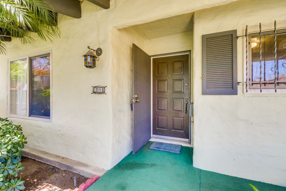 Virtual tour photo 6 of 38 for 4153 Loma Riviera Ln