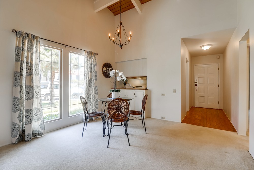 Virtual tour photo 9 of 38 for 4153 Loma Riviera Ln