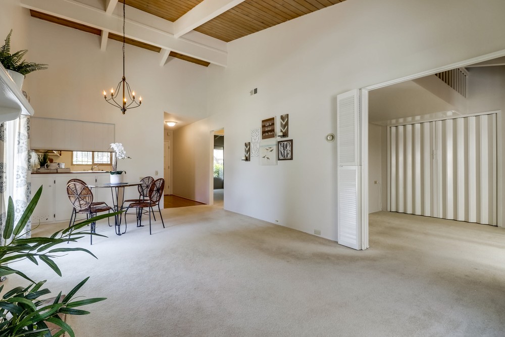 Virtual tour photo 12 of 38 for 4153 Loma Riviera Ln