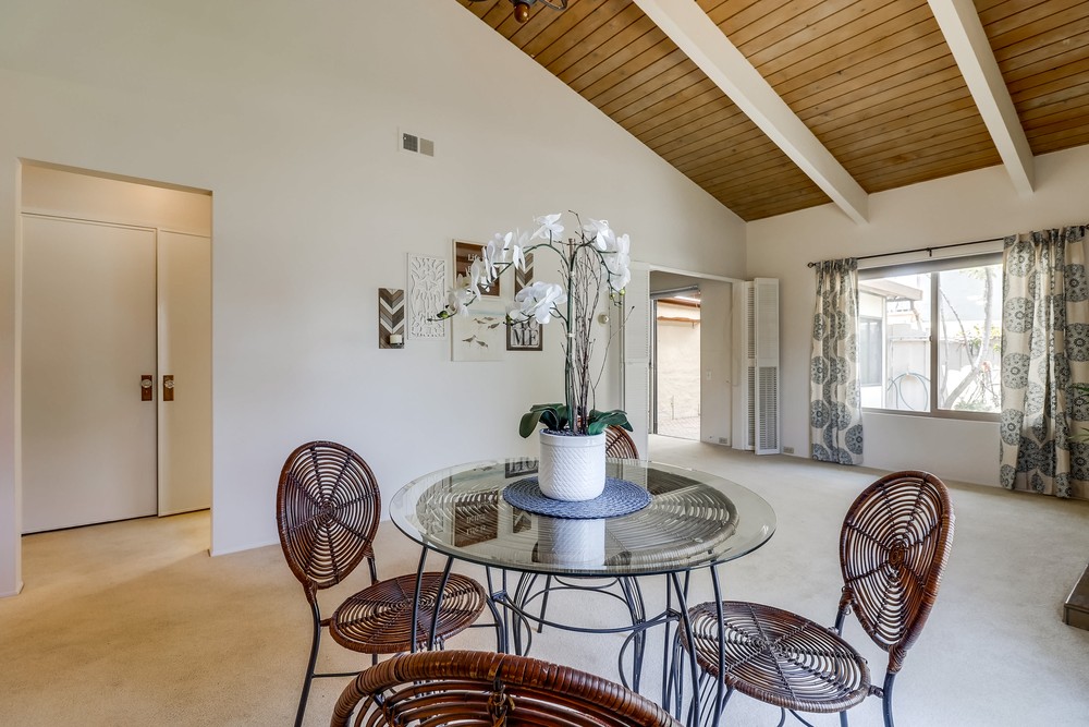 Virtual tour photo 13 of 38 for 4153 Loma Riviera Ln