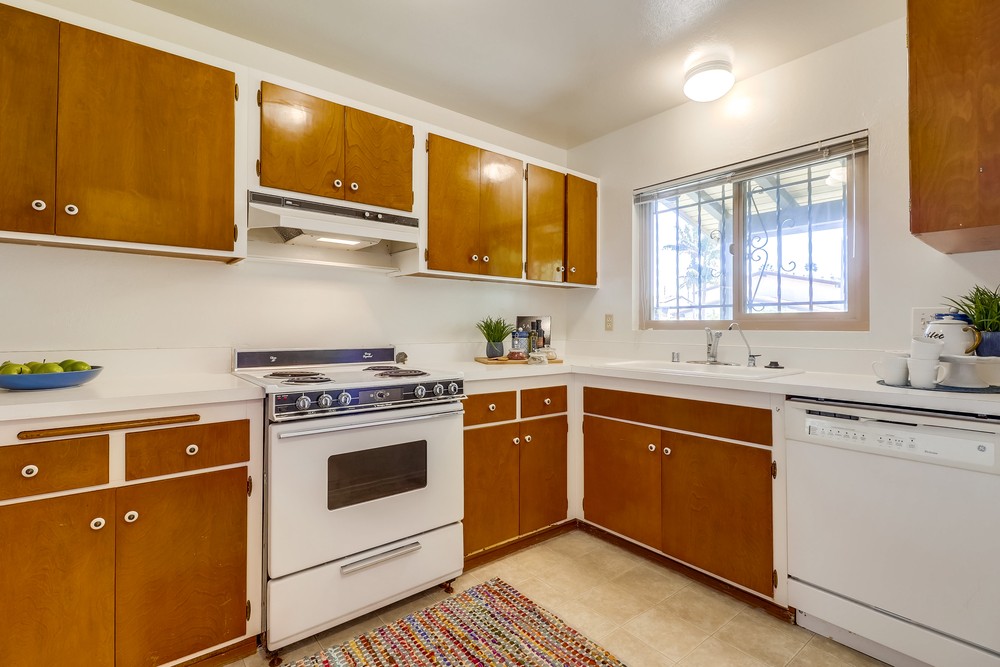 Virtual tour photo 16 of 38 for 4153 Loma Riviera Ln